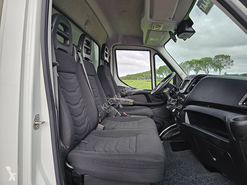 Furgoneta Iveco