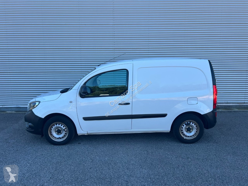 عربة نفعية Mercedes CITAN FURGONE E MIXTO