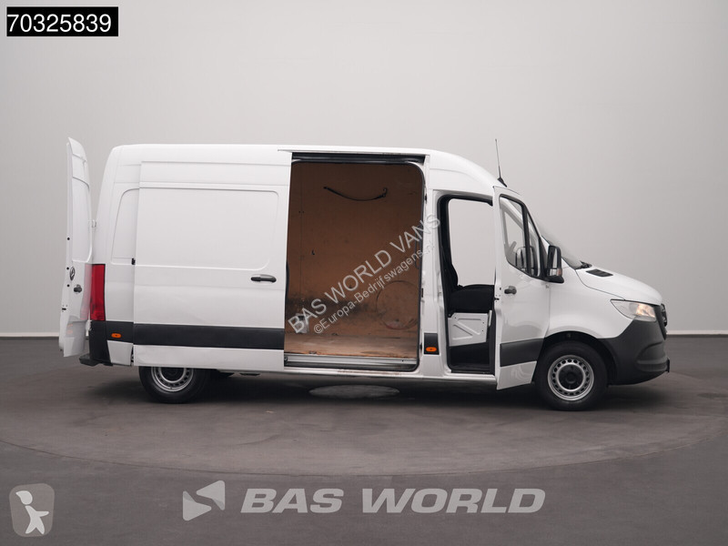 Bedrijfswagen Mercedes 311 CDI L2H2 Airco...