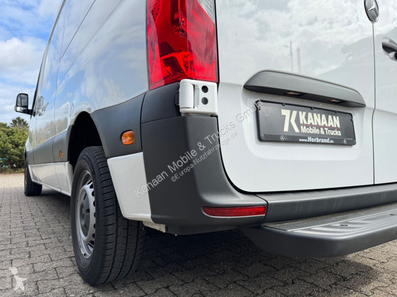 Bedrijfswagen Mercedes 211 CDI III Kasten L2...
