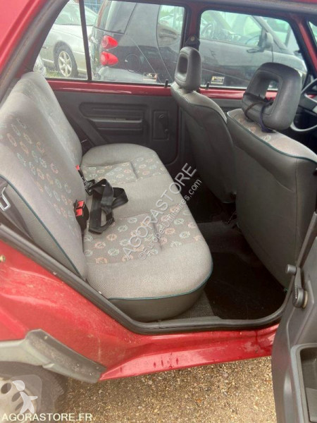 Furgoneta Renault R5