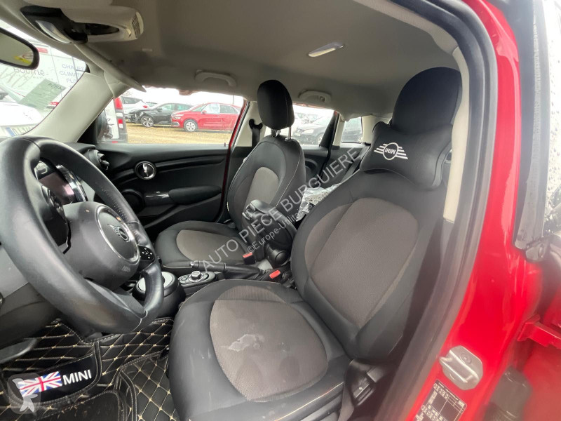 Samochód dostawczy Mini 1.5i 136 DCT7 / GQ039