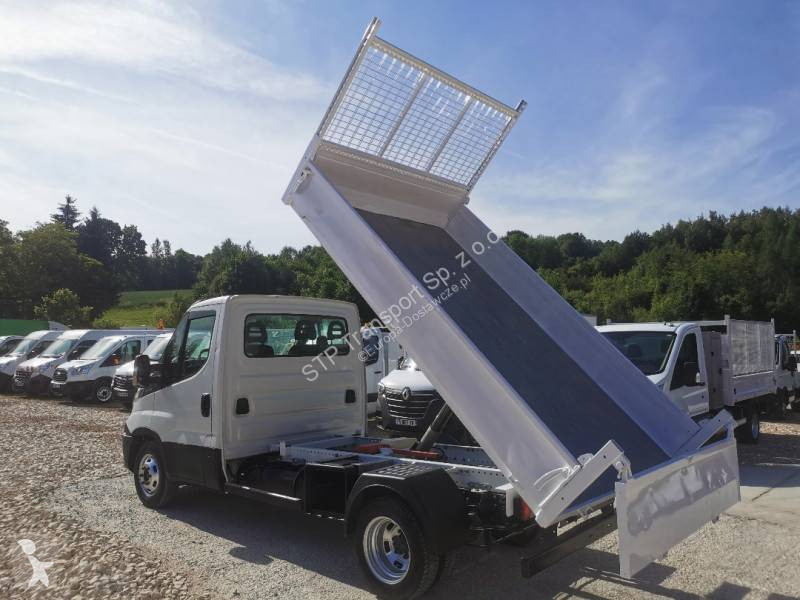 عربة نفعية Iveco