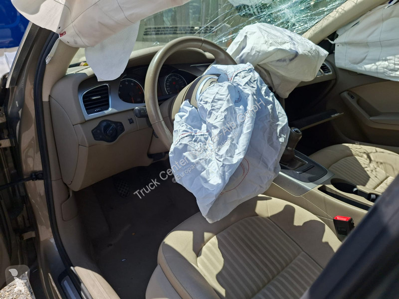عربة نفعية Audi   A4 Limousine Ambiente 1.8 T...