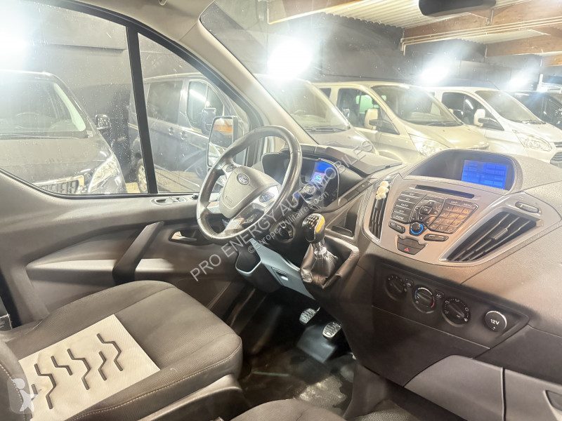 Véhicule utilitaire Ford TRANSIT CUSTOM FG 290...
