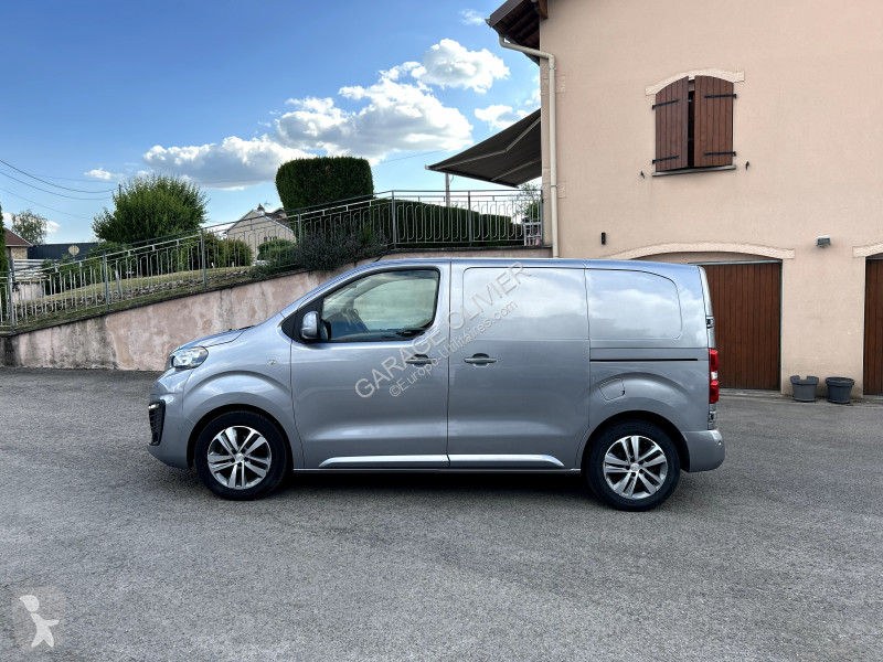 عربة نفعية Peugeot 2.0 Bluehdi 120 Premium Pack...