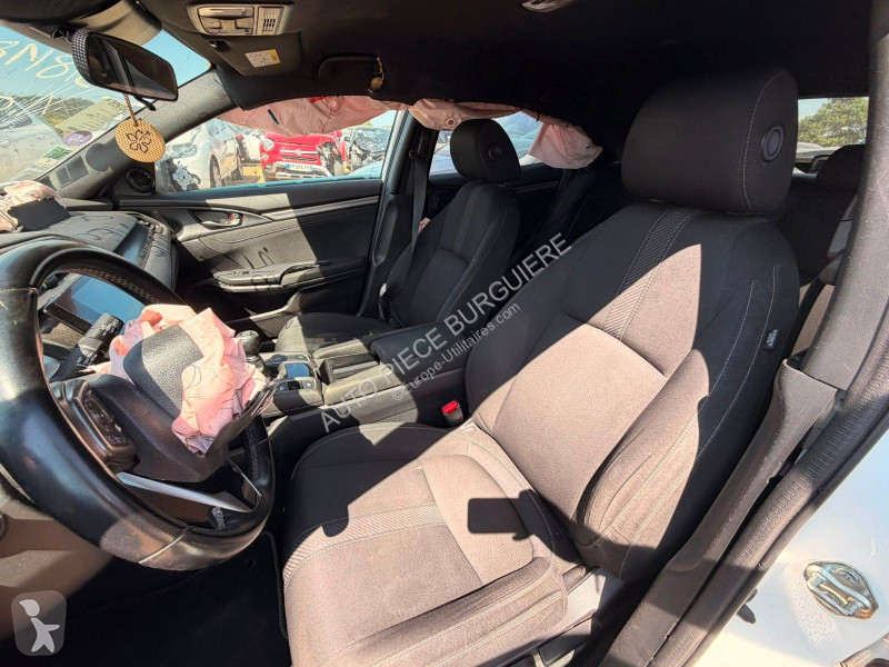 عربة نفعية Honda 1.0i VTEC 129 Executive / EZ200