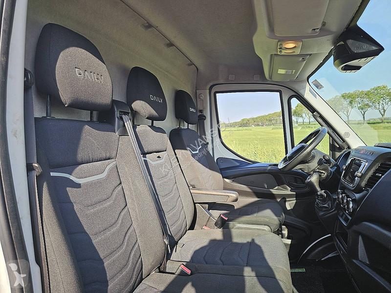 Bedrijfswagen Iveco 35C18 ac automaat EURO6