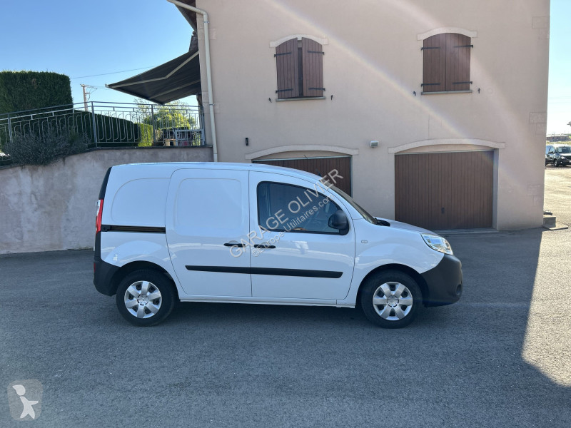 Véhicule utilitaire Renault 1.5 Blue dci 95...