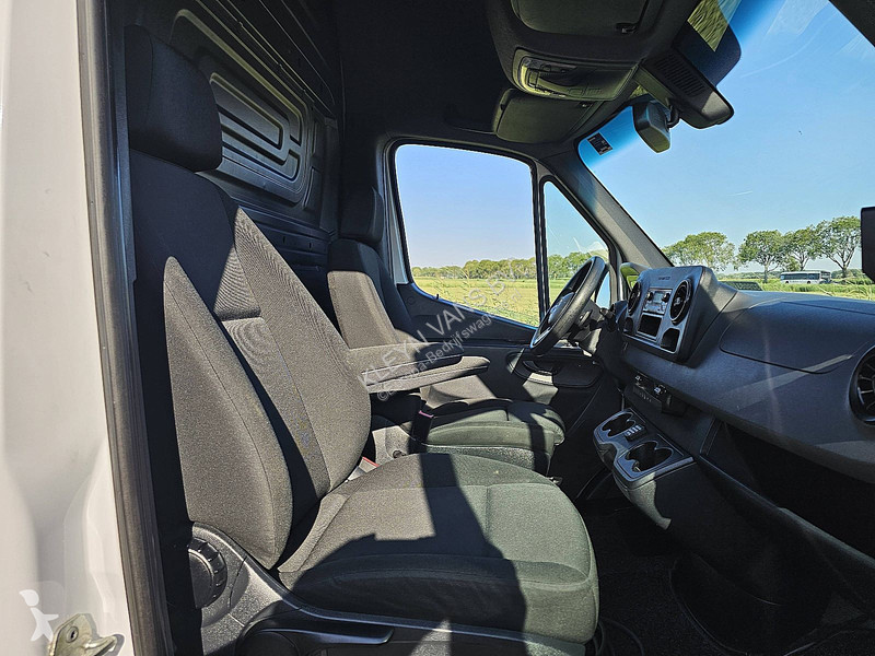 Furgoneta Mercedes 55 kWh 168 km wltp