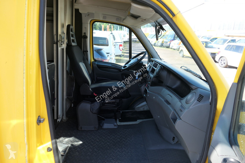 Veicolo commerciale Iveco Daily 35 S11 C30C...