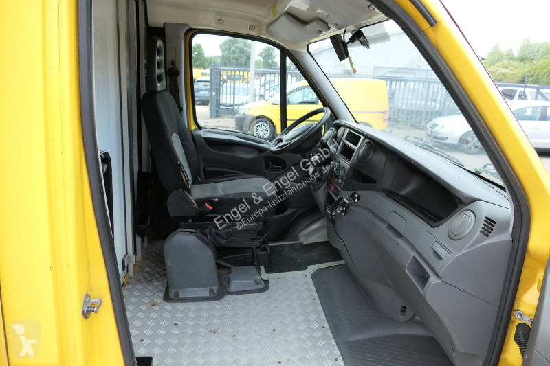 Veicolo commerciale Iveco Daily 35 S11 C30C...
