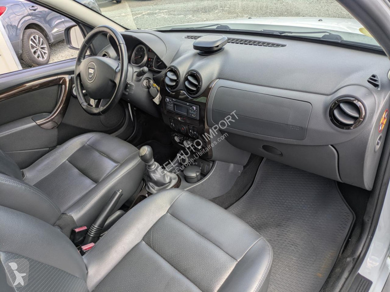 عربة نفعية Dacia DUSTER 4X4 1.5 DCI 110CH BVM6