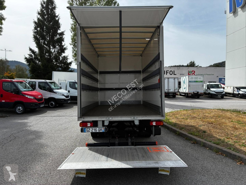 Véhicule utilitaire Iveco CCb 35C16 - 3.0L -...