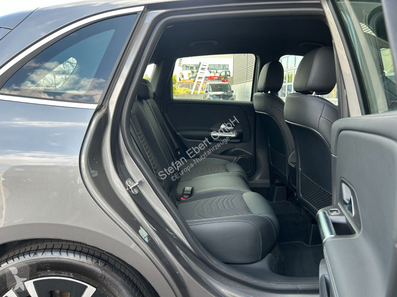 Véhicule utilitaire Mercedes B 180...