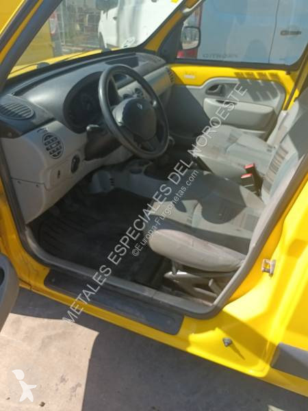 عربة نفعية Renault