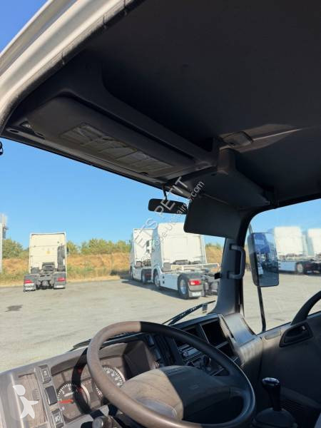 Véhicule utilitaire Isuzu