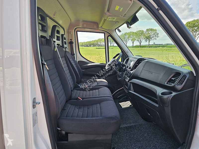 عربة نفعية Iveco 35C16 Bakwagen Laadklep