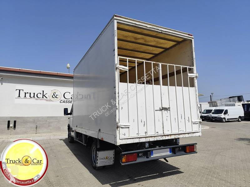 Samochód dostawczy Iveco
