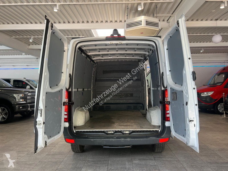 عربة نفعية Mercedes 213/316...