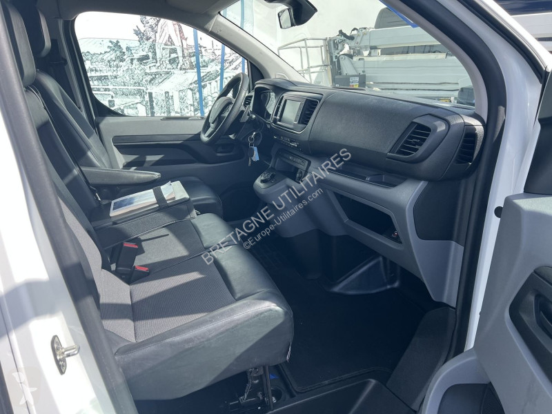 Véhicule utilitaire Peugeot EXPERT FG STANDARD...