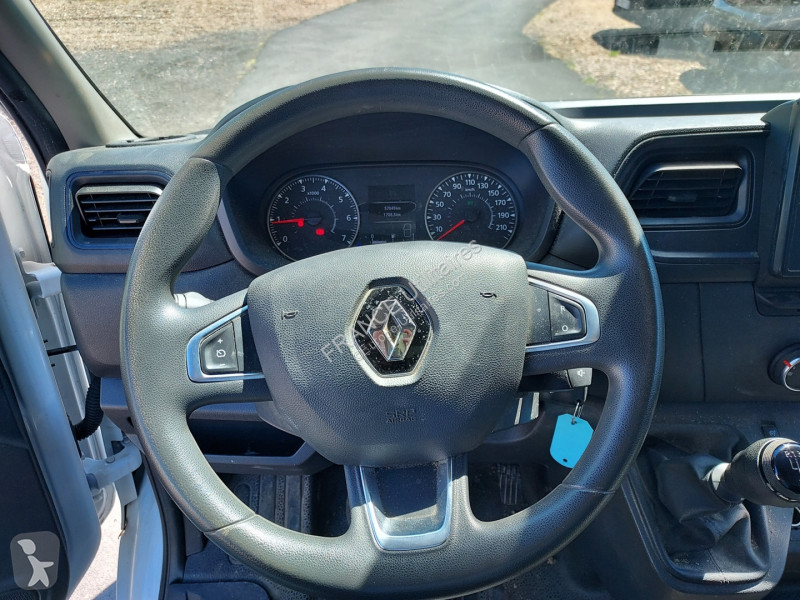 Véhicule utilitaire Renault MASTER III FG F3300...