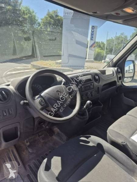 عربة نفعية Renault