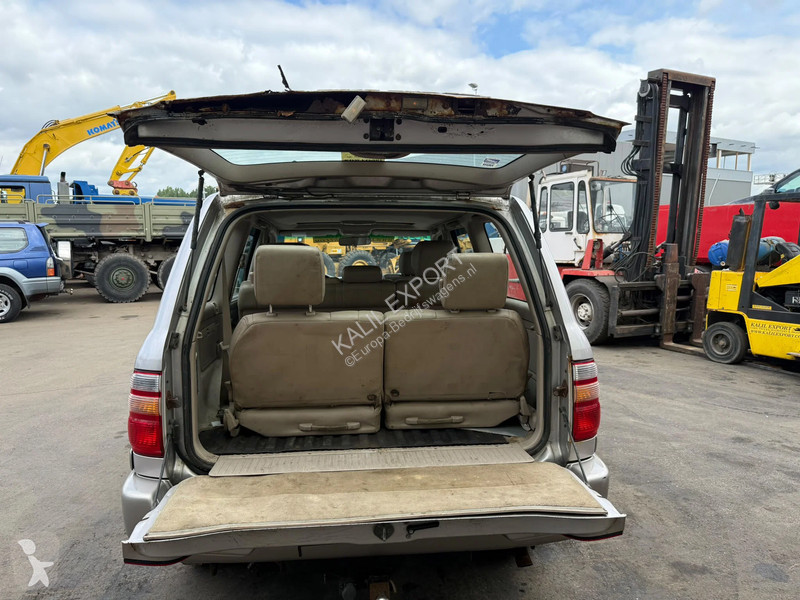 Furgoneta Toyota SUV - V8 - Petrol - 4x4 4WD -...