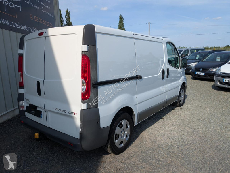 Véhicule utilitaire Opel VIVARO 2.0 CDTI 115CH...