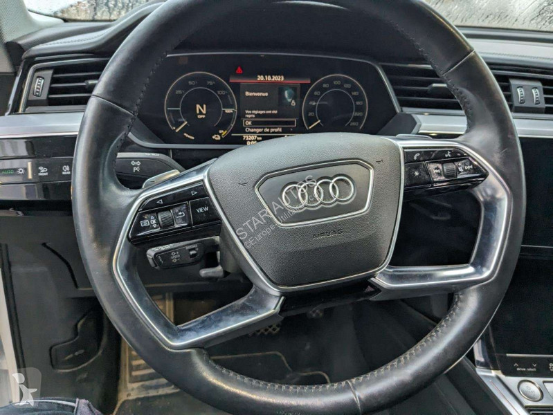 Véhicule utilitaire Audi