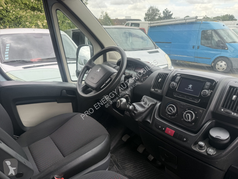 عربة نفعية Peugeot BOXER FG 335 L3H2 3.0 HDI...