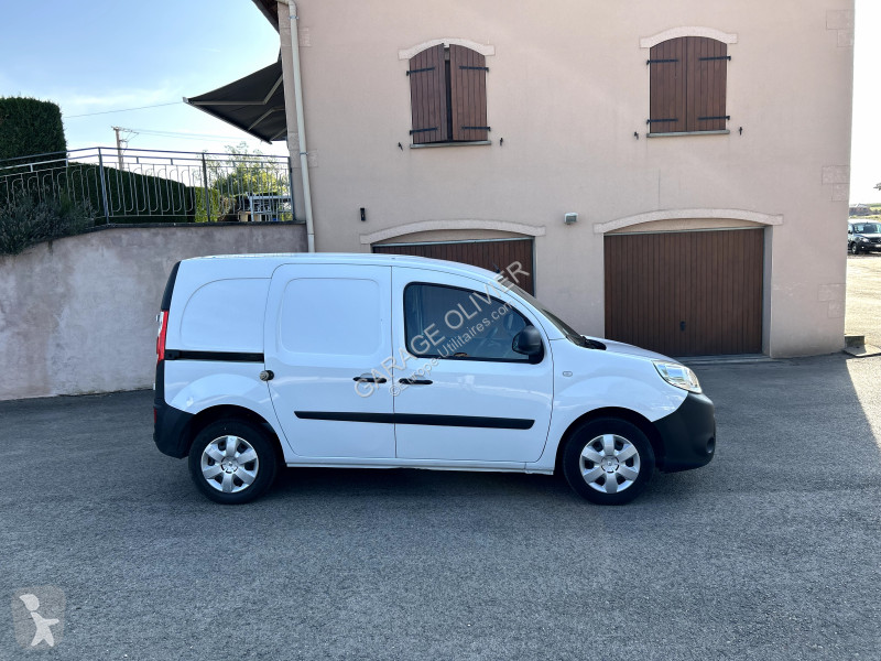 Véhicule utilitaire Renault 1.5 Blue dci 95...