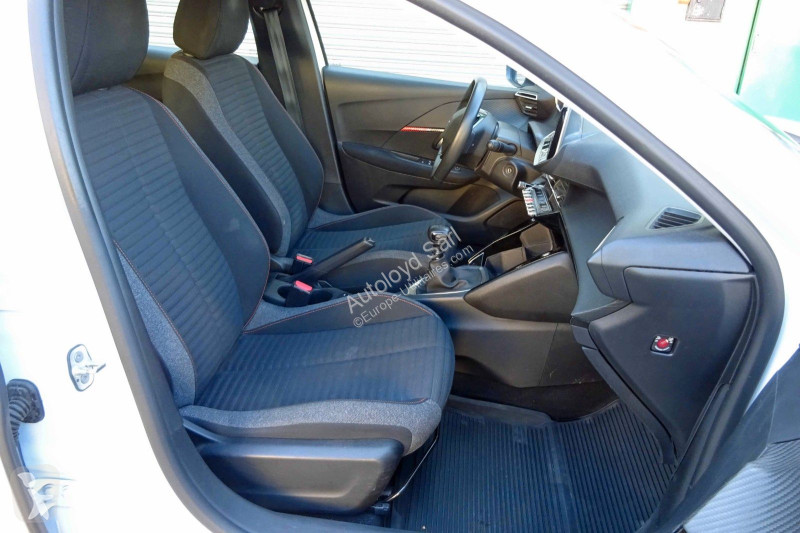 عربة نفعية Peugeot 1,5 HDI 100
