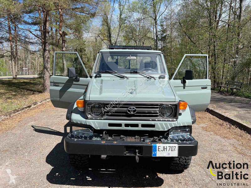 Furgoneta Toyota
