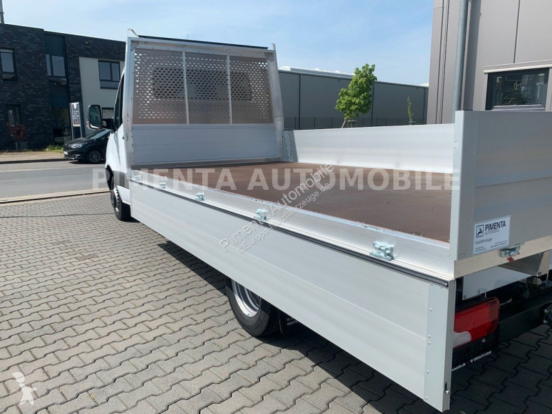 Furgoneta Mercedes 517 43 5t ALU PRITSCHE 4,40m...