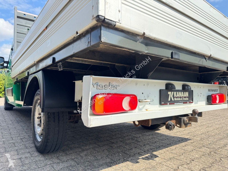 Véhicule utilitaire Renault III DoKa Pritsche...