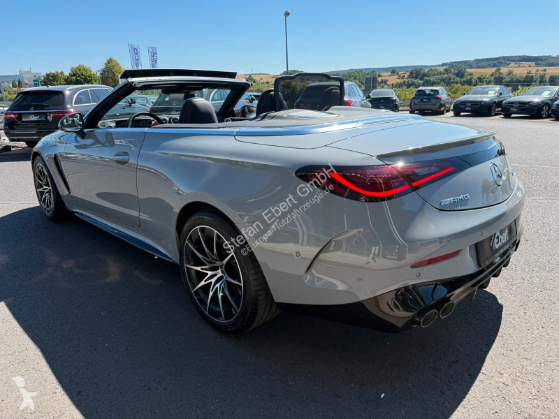 عربة نفعية Mercedes E 53 AMG...