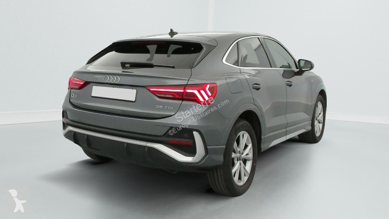 Audi Q3 Transporter