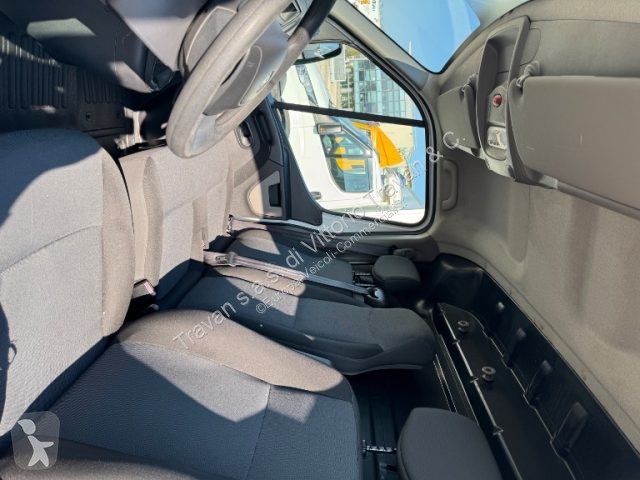 Renault MASTER van