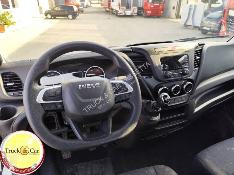 Furgoneta Iveco