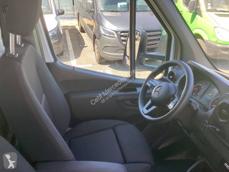 Furgoneta Mercedes