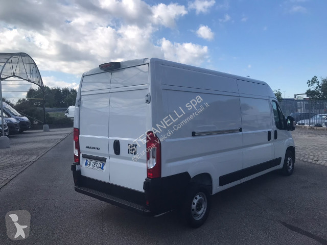 Furgoneta Fiat Ducato 35 L3H2 2.2