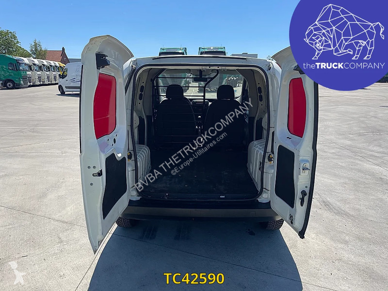 عربة نفعية Peugeot 1.2 HDI - AIRCO
