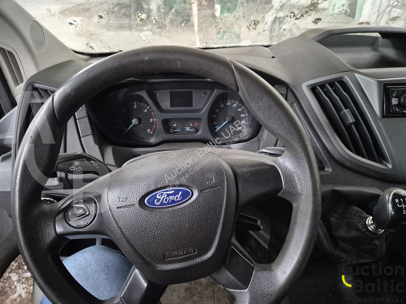 Furgoneta Ford