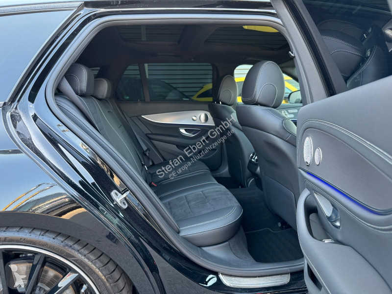 عربة نفعية Mercedes E 400d 4M...