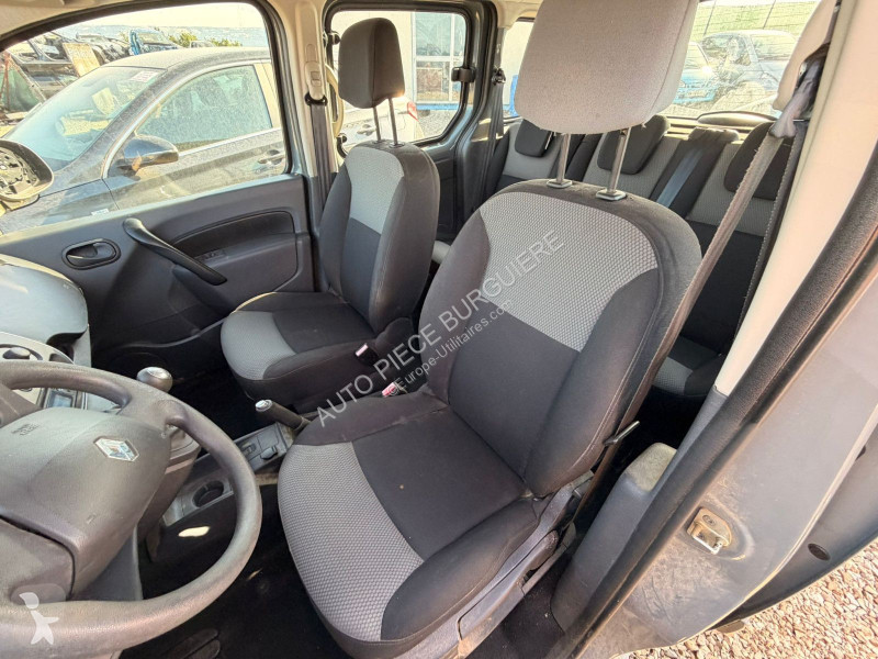 عربة نفعية Renault RENAULT II 1.5 BlueDCi 95...