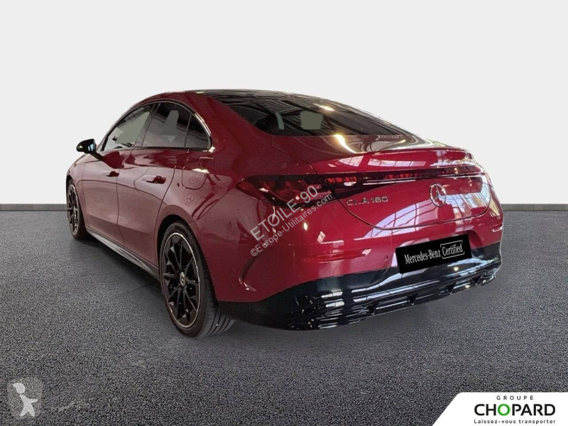 عربة نفعية Mercedes CLA 180 8F-eDCT