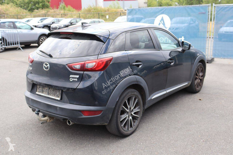 Samochód dostawczy Mazda  CX3