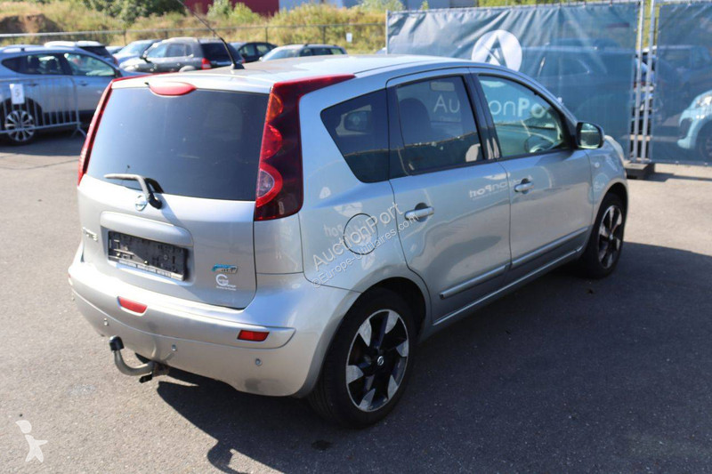 Veicolo commerciale Nissan