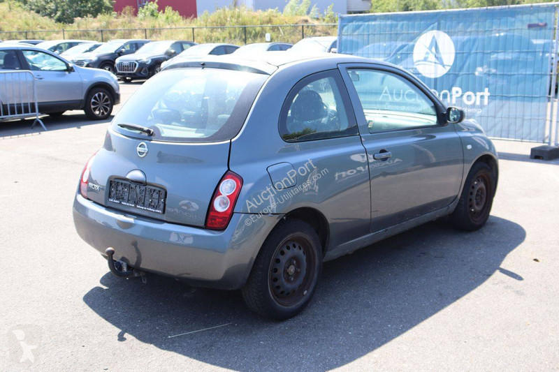 Furgoneta Nissan